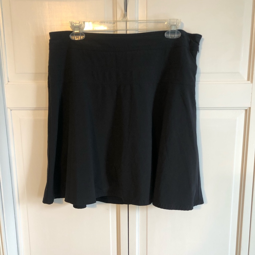 Athleta Everyday Skort, size 12, black - Picture 3 of 16